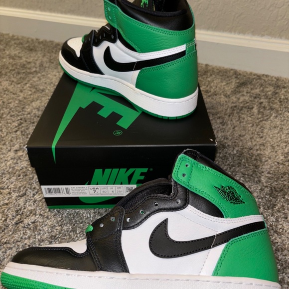 Jordan 1 Retro High OG Lucky Green main image 12